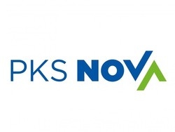 Logo w kształcie poziomego prostokąta, niebiesko-zielony napis: PKS NOVA