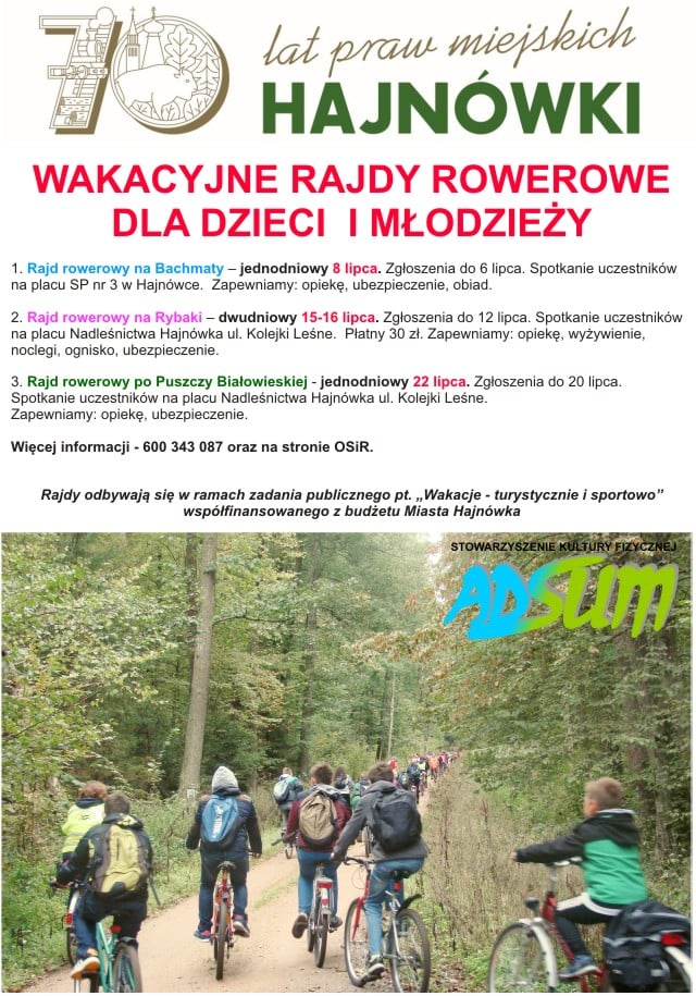 plakat wydarzenia; u góry logo siedemdziesięciolecia praw miejskich; poniżej na czerwono tytuł nazwa inicjatywy; zdjęcie rowerzystów jadących leśną ścieżką