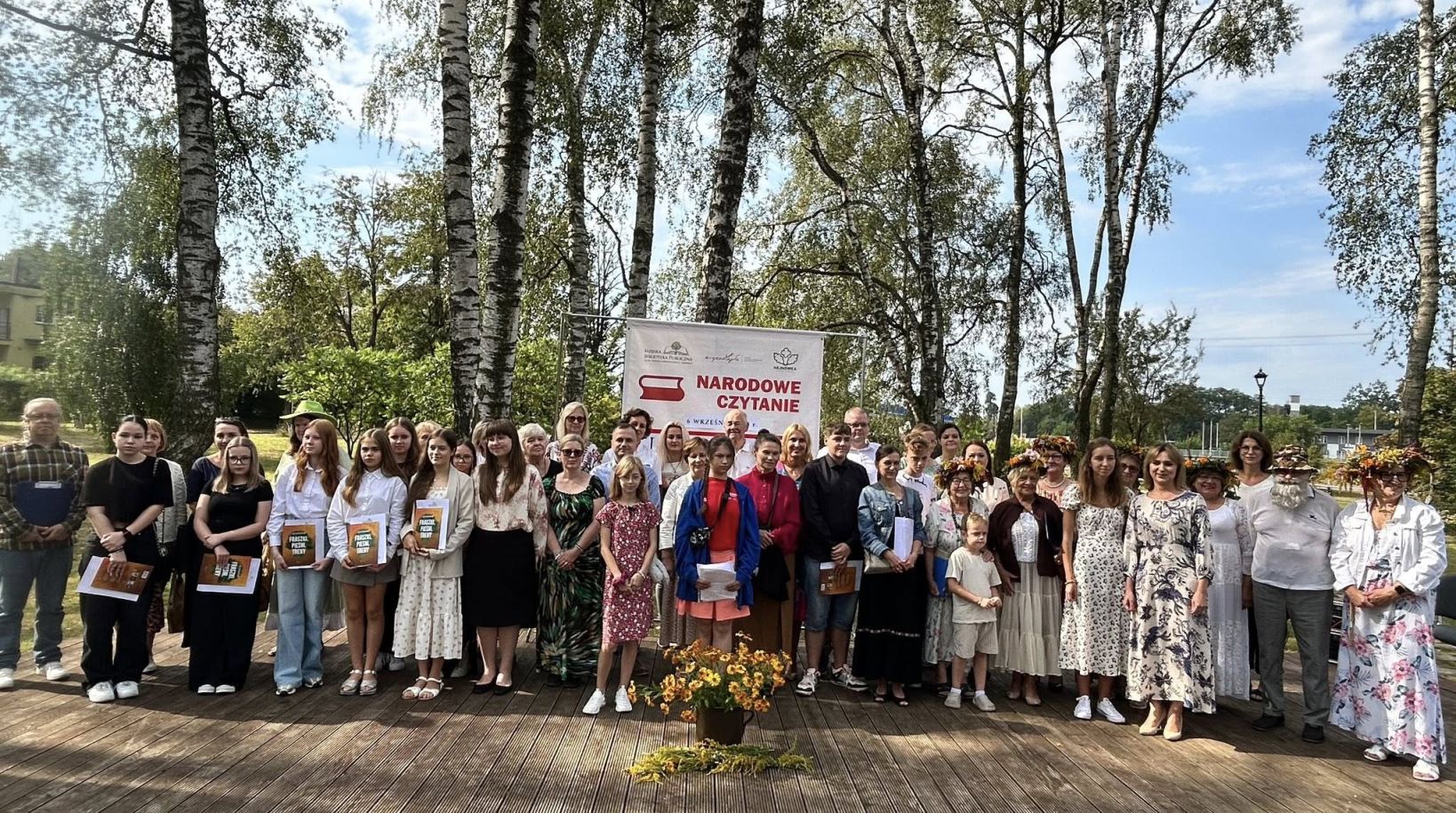 uczestnicy wydarzenia Narodowego Czytania