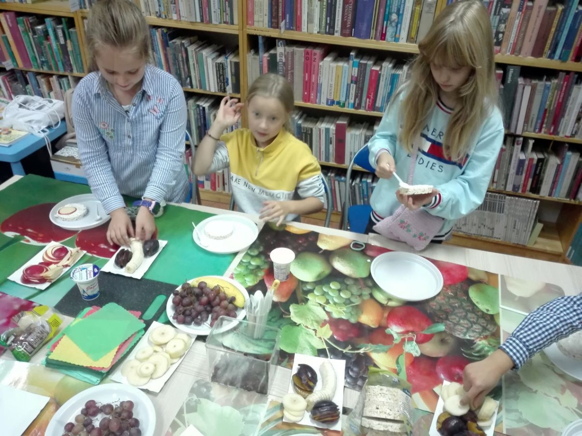 Dzieci podczas spotkania autorskiego