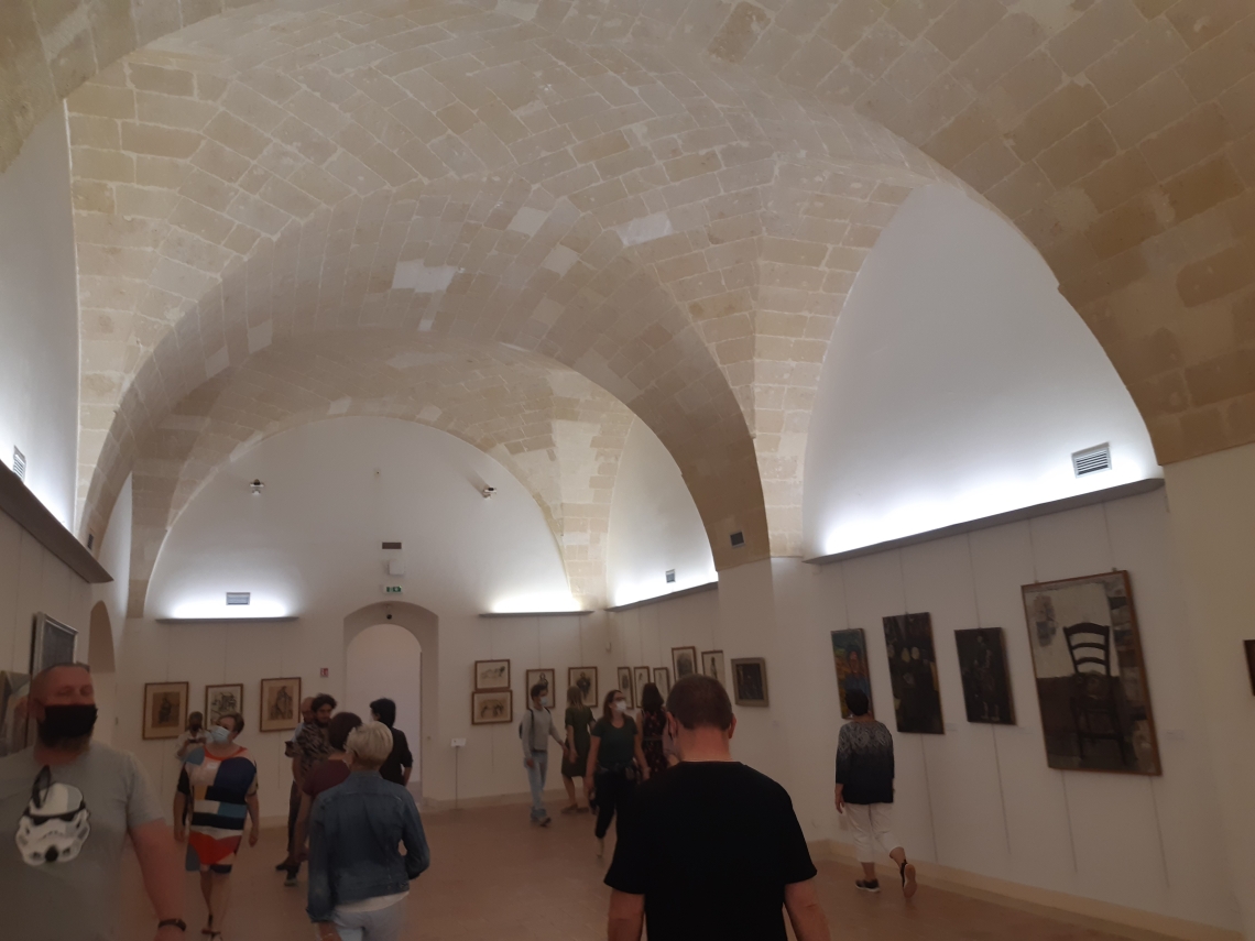 uiczestnicy podczas warsztatów w galerii