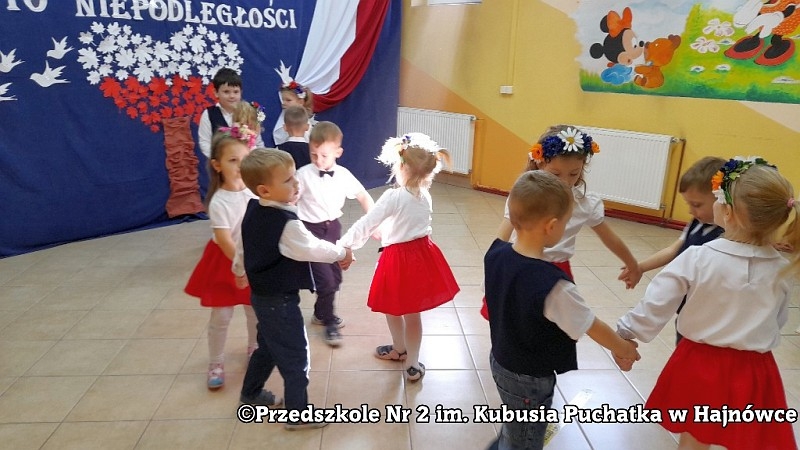 Fotografia do artykułu "11 Listopada Narodowe Święto Niepodległości w Przedszkolu nr 2 im. Kubusia Puchatka w Hajnówce"