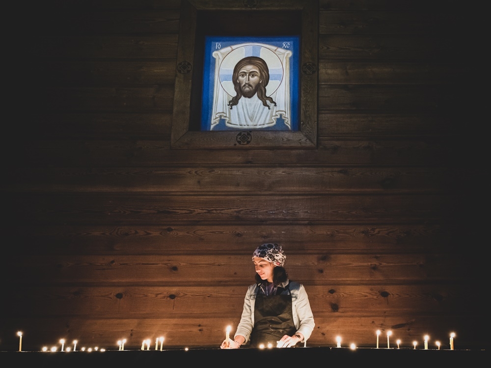 WYRÓŻNIENIE Maryla Adamek z Bielko Białej; Skupienie (Święta Góra Grabarka)