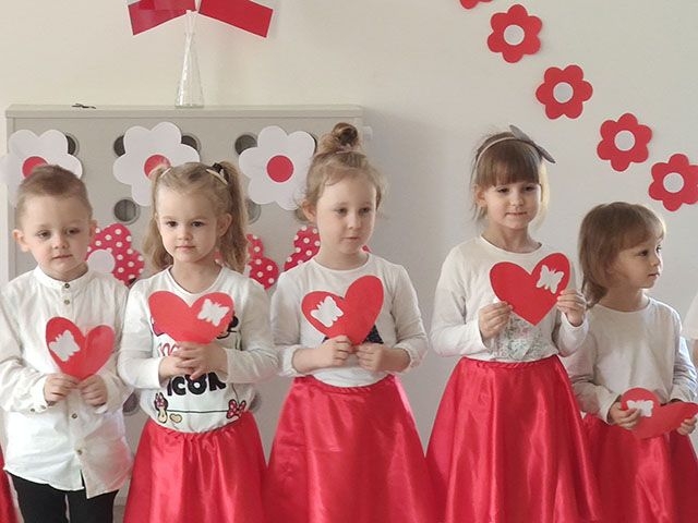 Uroczyste obchody Konstytucji 3 Maja w Przedszkolu Nr 3