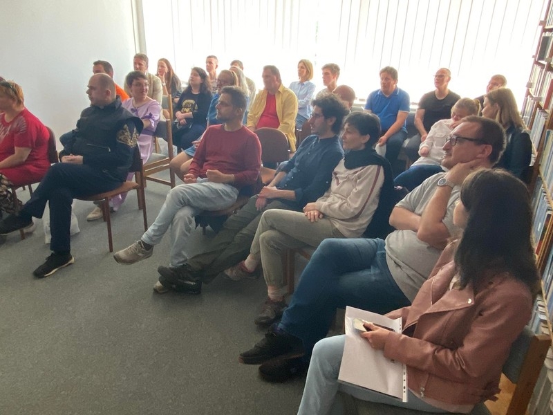 Wizyta partnerów z Włoch w Miejskiej Bibliotece Publicznej w Hajnówce