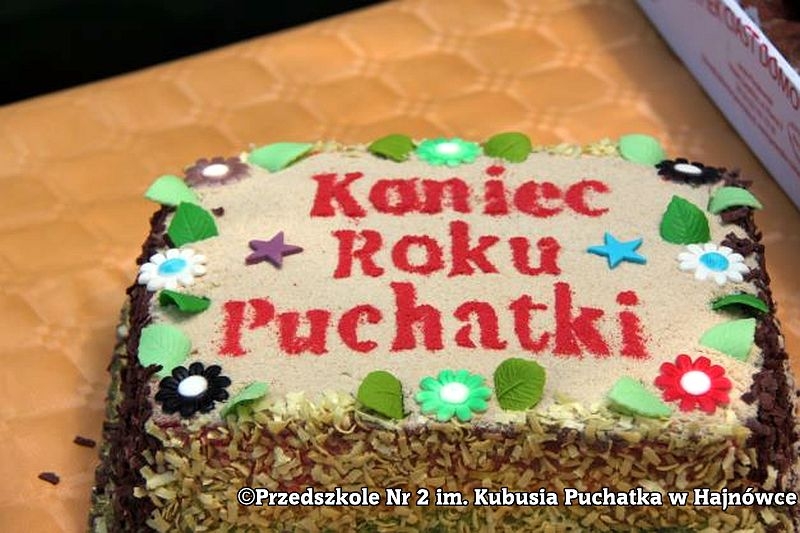 Uroczyste zakończenie roku przedszkolnego w grupie "Puchatki" z Przedszkola Nr 2