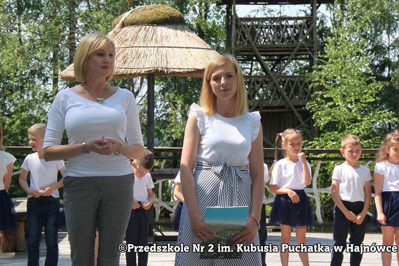 Uroczyste zakończenie roku przedszkolnego w grupie "Puchatki" z Przedszkola Nr 2 im. Kubusia Puchatka w Hajnówce