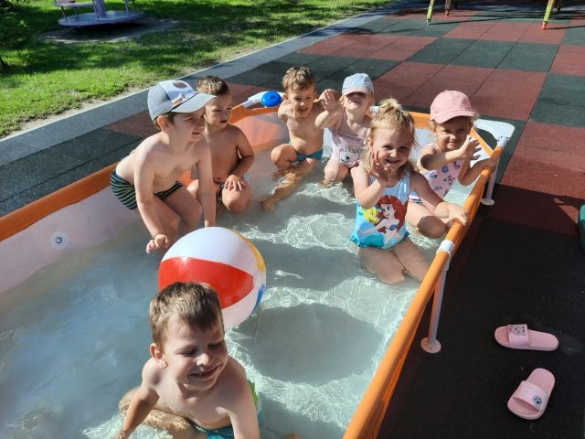 Basenowe szaleństwa przedszkolaków