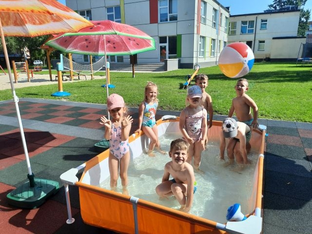 Basenowe szaleństwa przedszkolaków