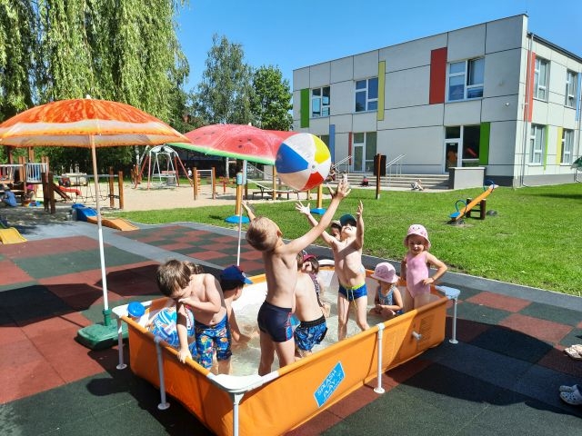 Basenowe szaleństwa przedszkolaków