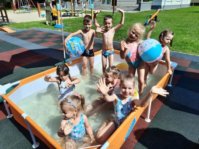 Basenowe szaleństwa przedszkolaków
