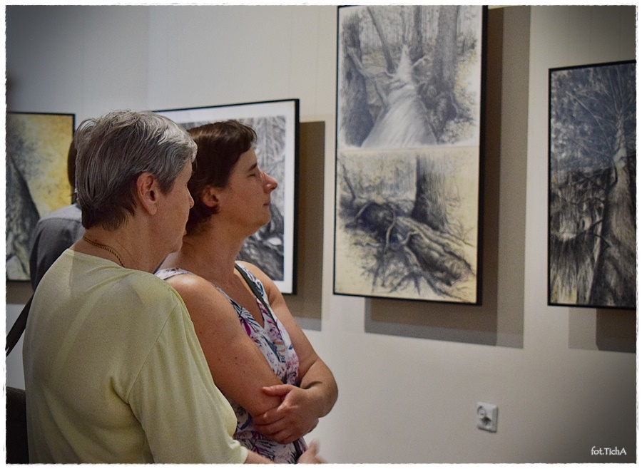 Wystawa Jerzego Iwacika „Bliskość Puszczy”