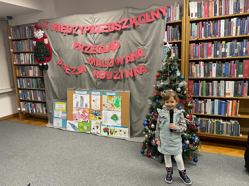 uczestnik przeglądu