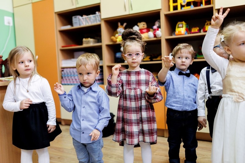 Dzieci skłądają przysięgę