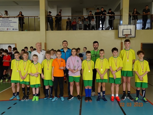 Dekoracja medalowa drużyn