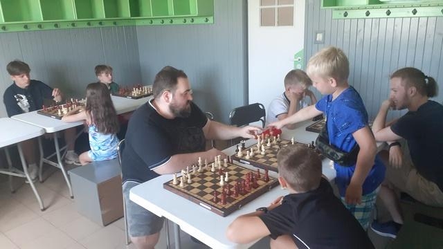 zajęcia szachowe