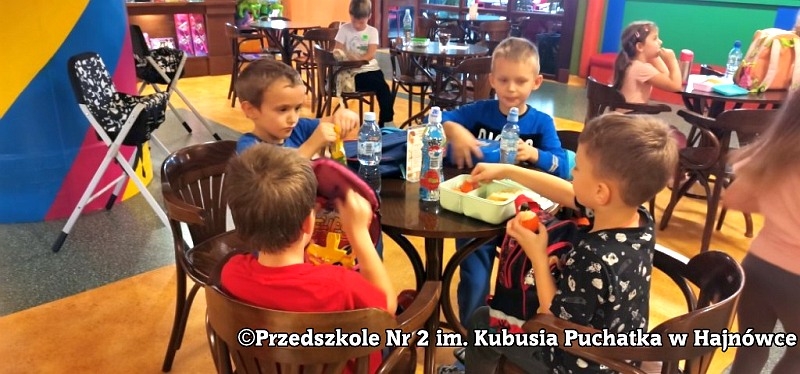 poczęstunek