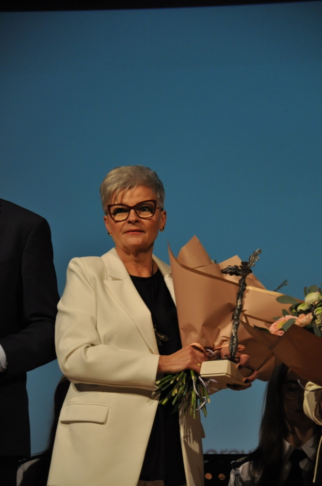 Zdjęcie z gali wręczenia nagród.