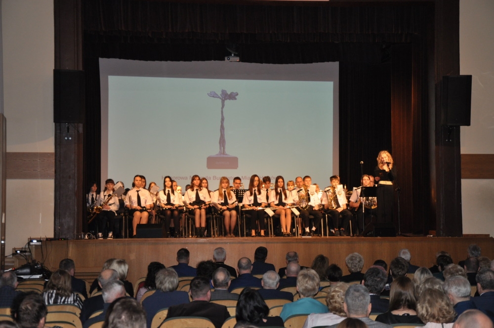 Zdjęcie z gali wręczenia nagród.