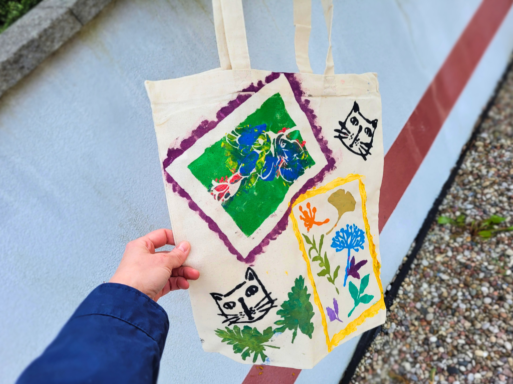 płócienna torba pomalowana przez dziecko