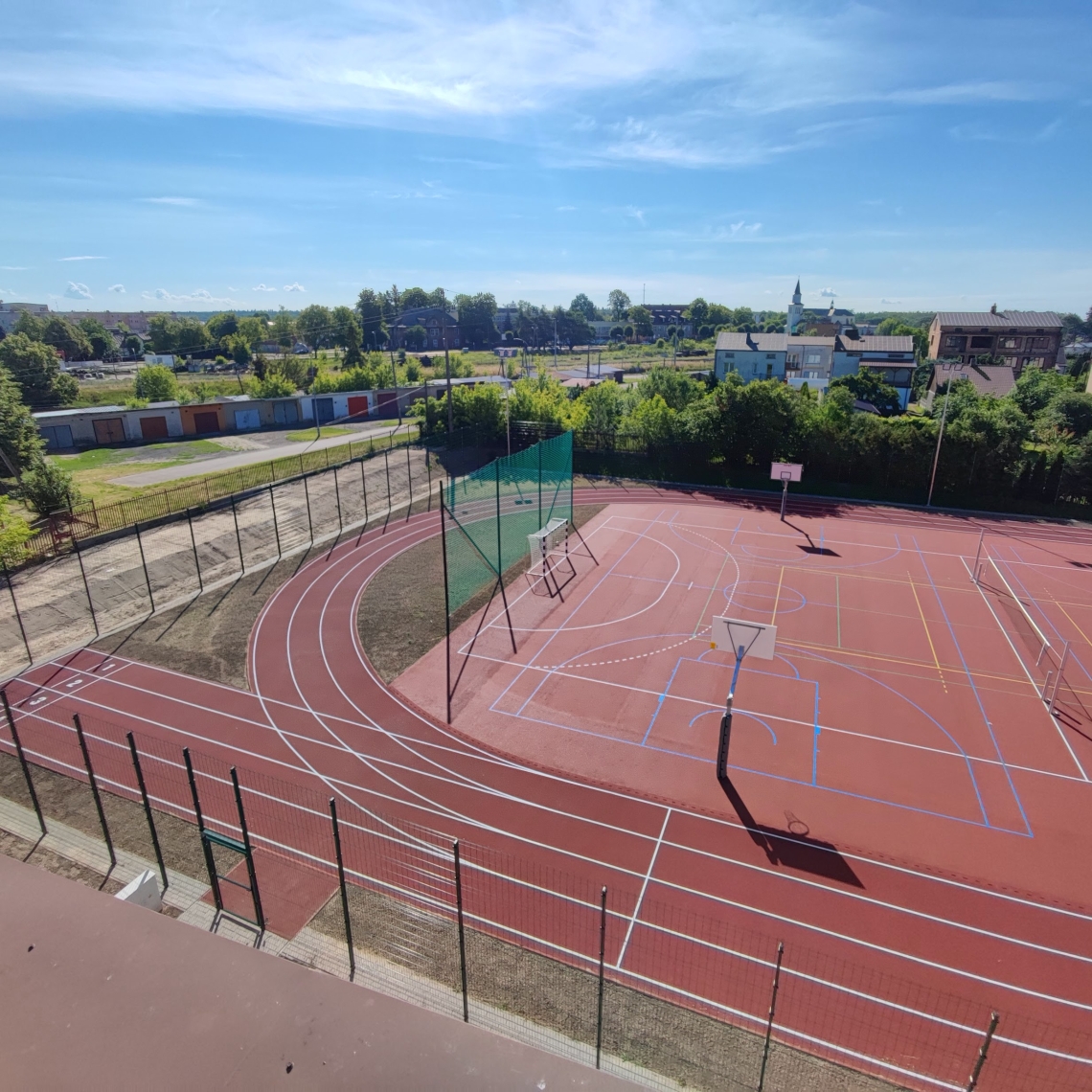 boisko przy szkole nr 4