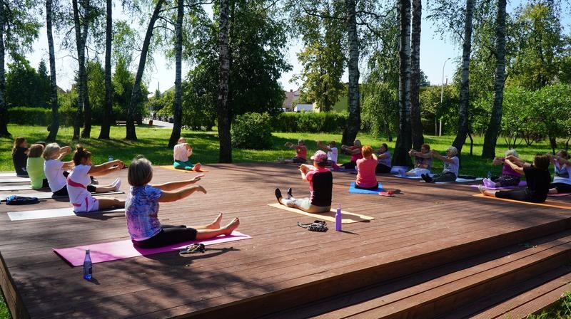 joga w parku