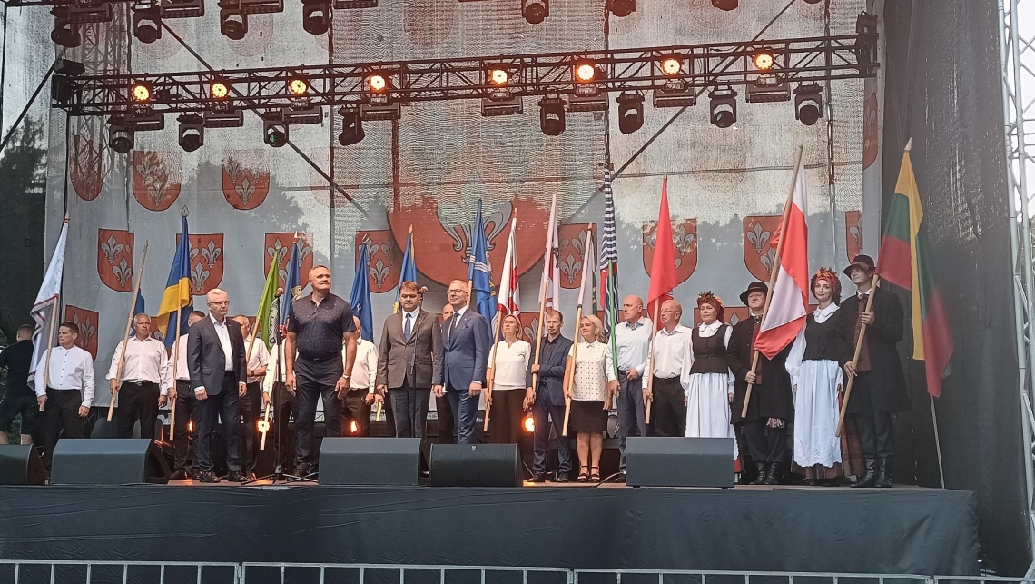 udział w uroczystościach z okazji Festiwalu Rejonu Jurbarkas w Parku