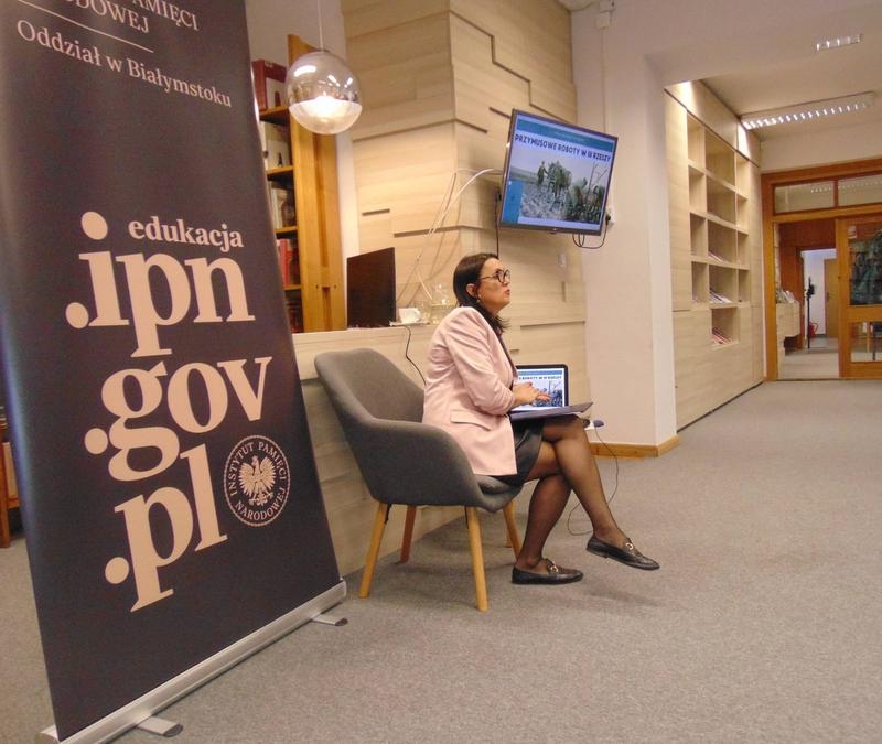 prowadząca i gość spotkania