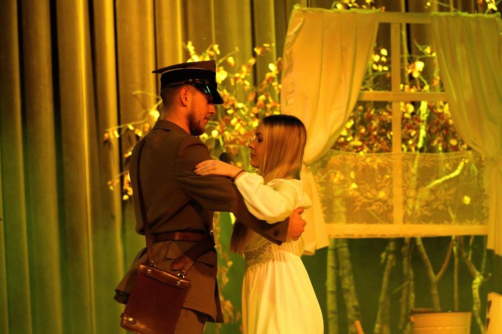 Studio Piosenki HDK występujące na scenie