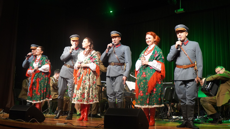 Reprezentacyjny Zespół Artystyczny Wojska Polskiego na scenie