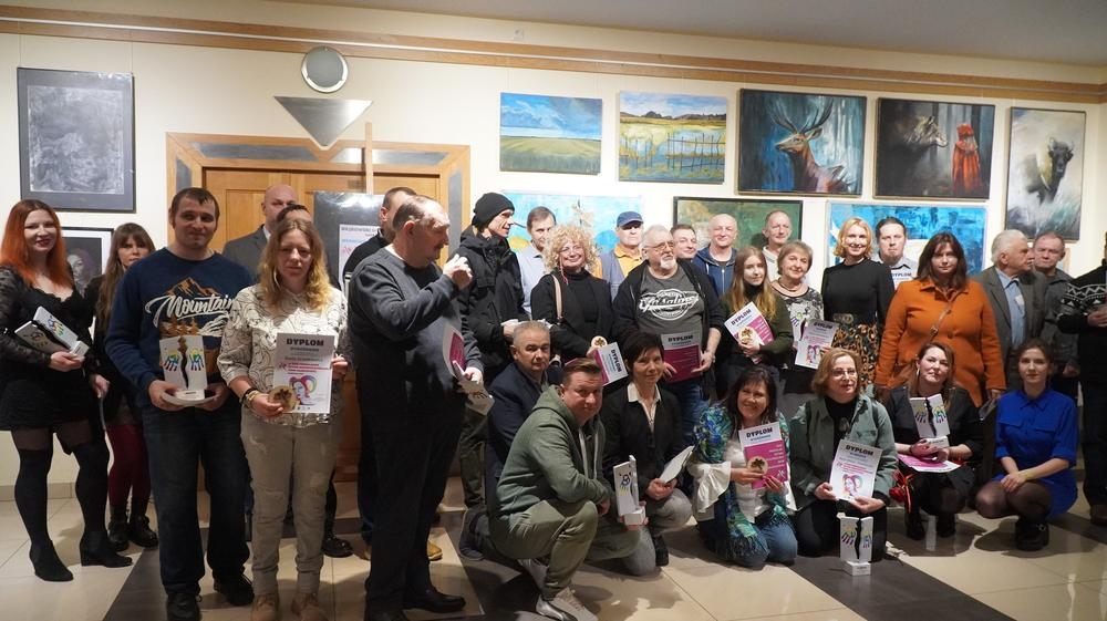 uczestnicy wernisażu