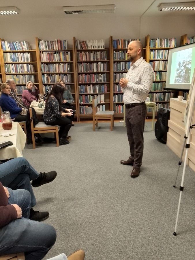 spotkanie w bibliotece