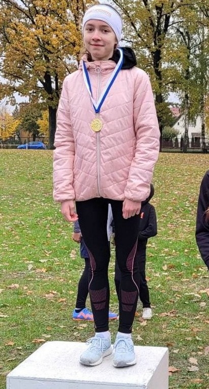 Hania Bura IV miejsce w Biegach Przełajowych