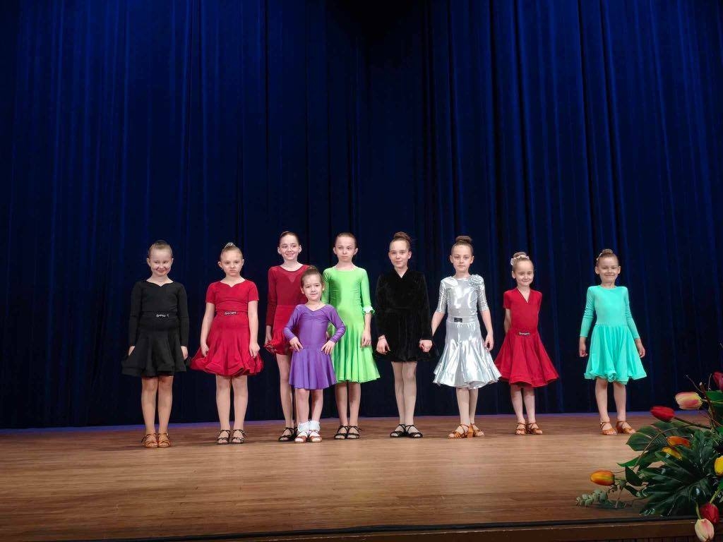 Sukcesy Sekcji Tańca Towarzyskiego Hajnowskiego Domu Kultury