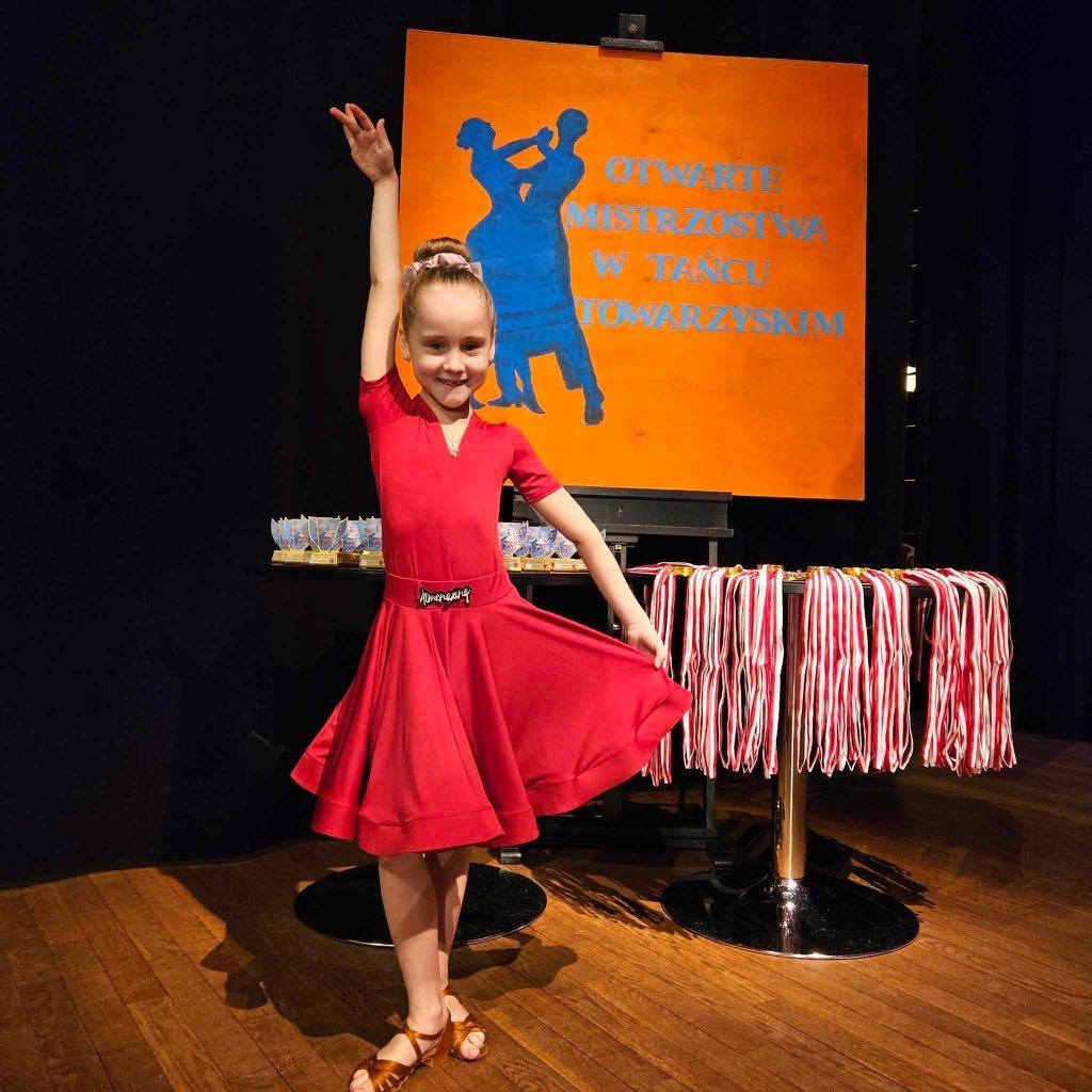 Sukcesy Sekcji Tańca Towarzyskiego Hajnowskiego Domu Kultury