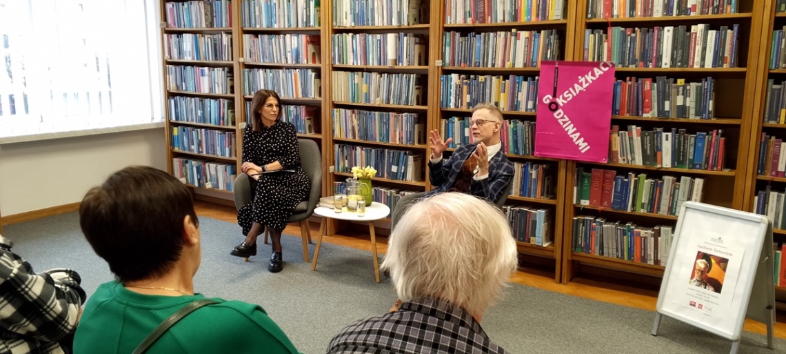 spotkanie w czytelni miejskiej