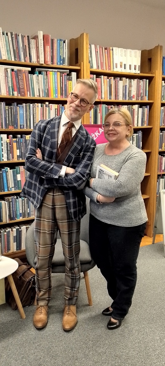 spotkanie w czytelni miejskiej