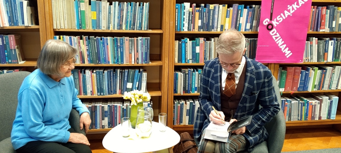 spotkanie w czytelni miejskiej