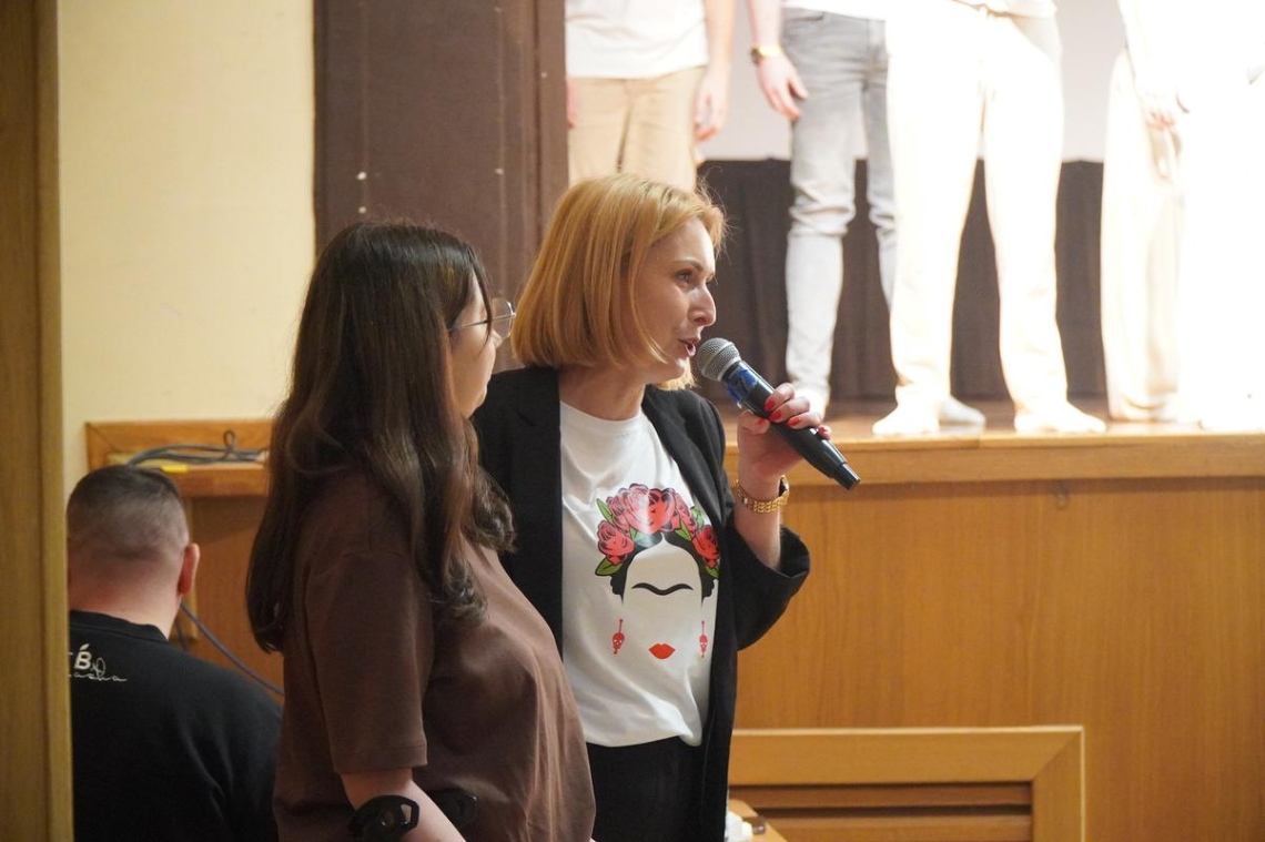 Barbara Sadowska - Zastępca Burmistrza Miasta Hajnówka przemawia do publiczności