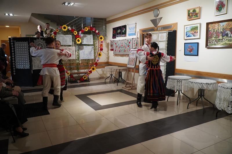 uczestnicy wernisażu