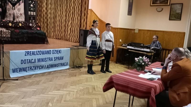 pokaz tańca ludowego