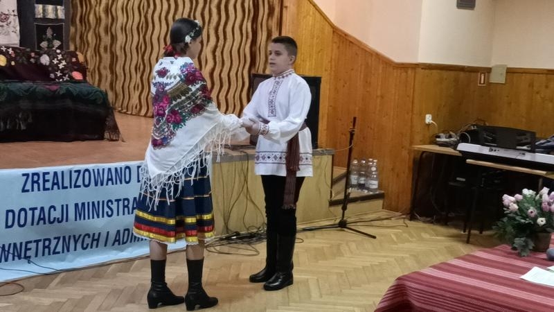 pokaz tańca ludowego