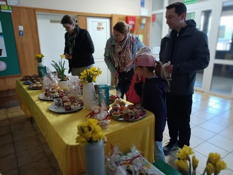 kiermasz w budynku A