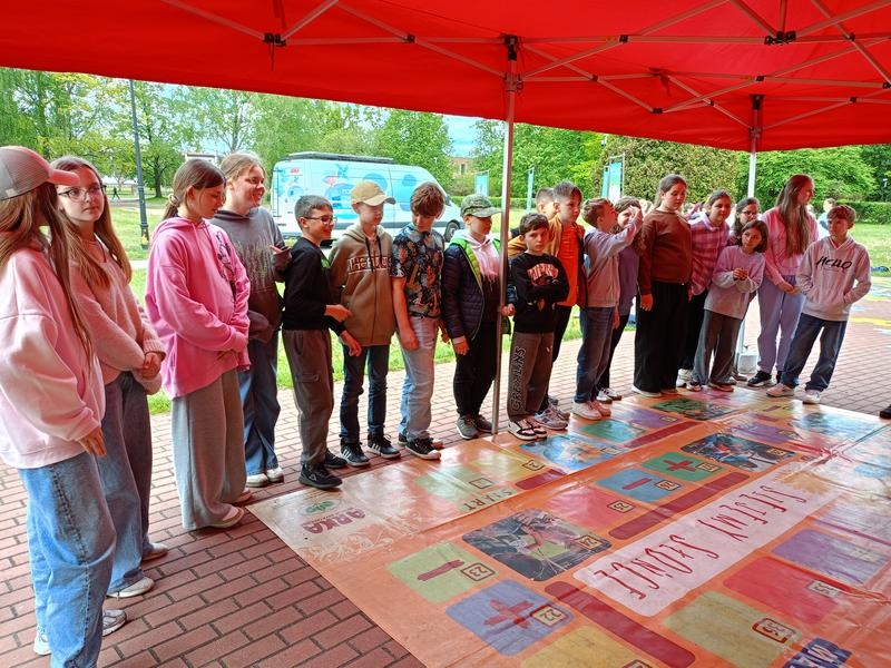 gra planszowa na temat kompostowania i segregacji odpadów