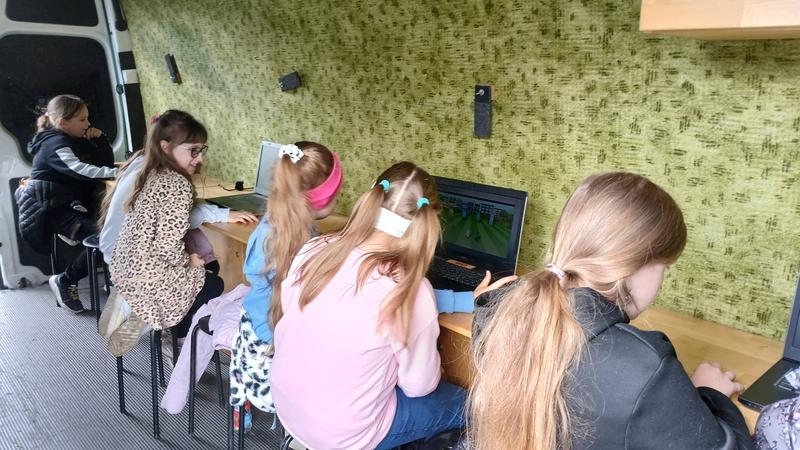 gry ekologiczne w Busie Mobilnym Centrum Edukacji