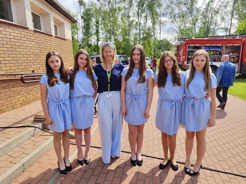 zdjecie z zespołem wokalnym