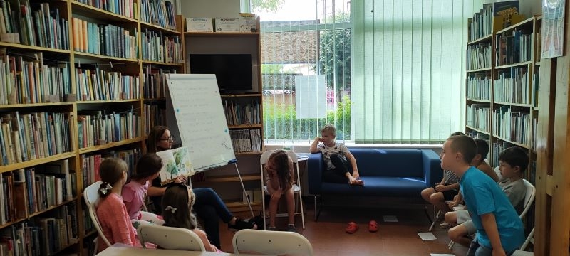 wakacje w bibliotece