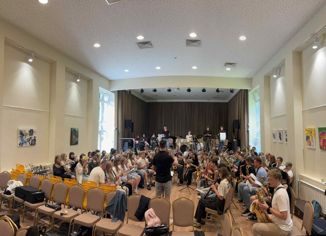 muzycy podczas warsztatów muzyczych