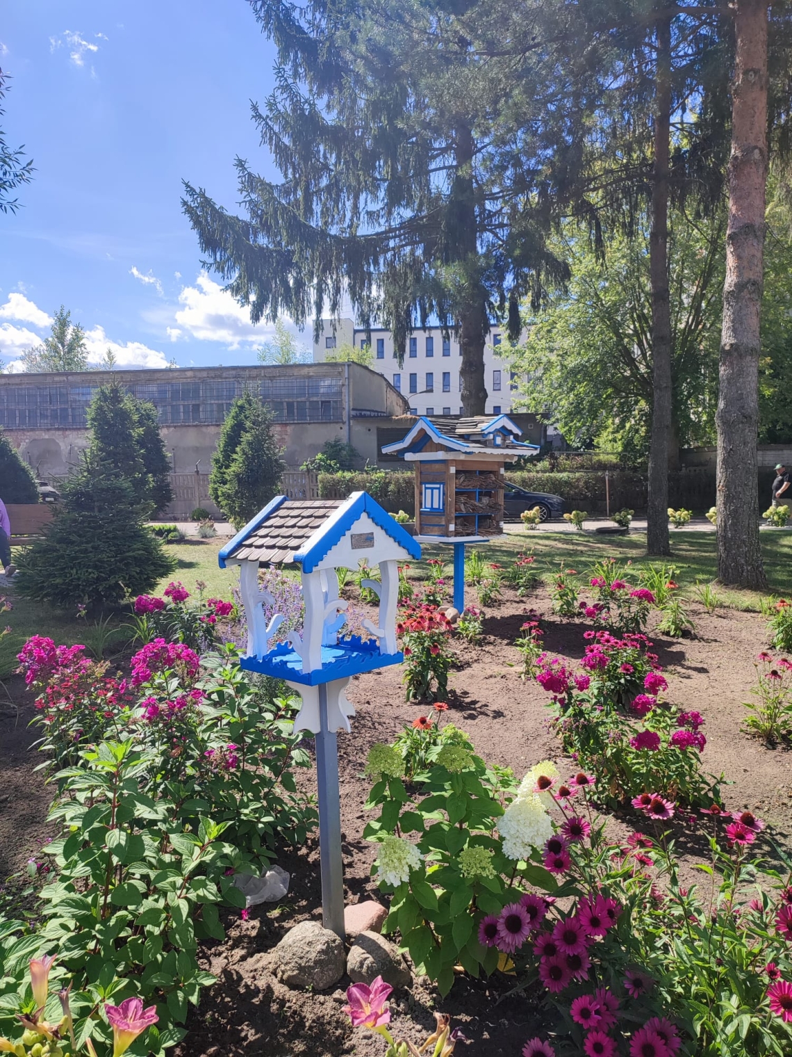 rzeźby w galerii plenerowej