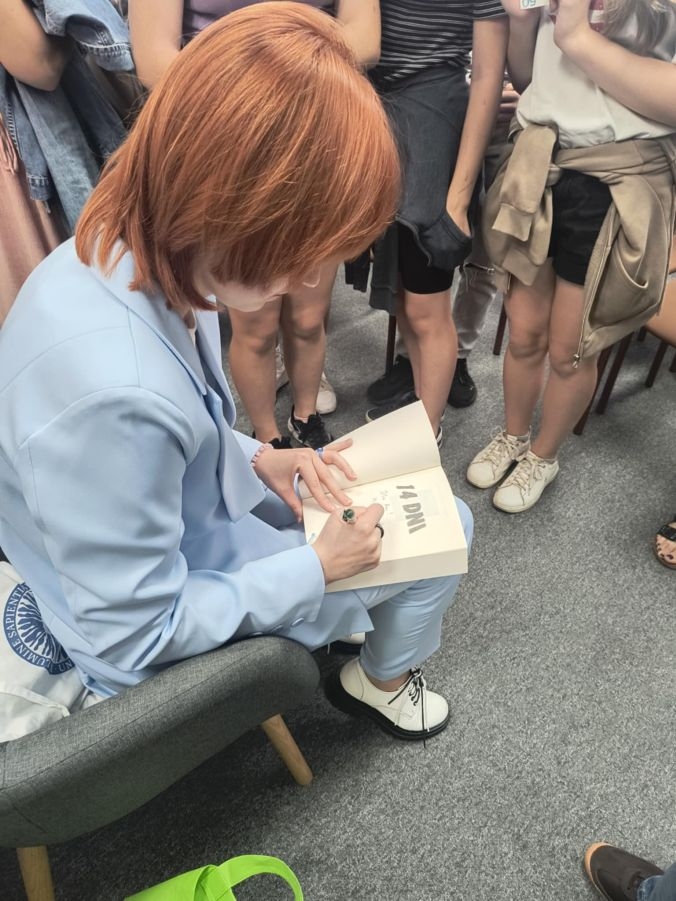 podpisywanie książek